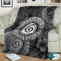 Hawaiian Piko Blanket Cultural Anchor Connect Your Roots Ocean Waves TS04 - Polynesian Pride