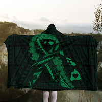 Hawaiian Map Heart Ribbon Cancer Hibiscus Green Polynesian Hooded Blanket - AH - Polynesian Pride