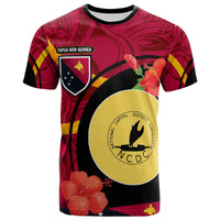 Papua New Guinea T Shirt National Capital District Flag of PNG with Hibicus and Polynesian Culture T Shirt Art - Polynesian Pride