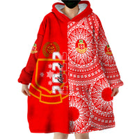 (Custom Text And Number) Kolisi Tonga High School Class Of Year Tongan Ngatu Pattern Wearable Blanket Hoodie LT14 - Polynesian Pride