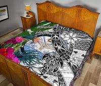 Marshall Islands Premium Quilt White - Turtle Plumeria Banana Leaf Crest - Polynesian Pride