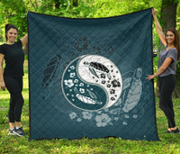 Turtle Yinyang Premium Quilt Blue - Polynesian Pride