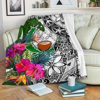 Pohnpei Premium Blanket White - Turtle Plumeria Banana Leaf - Polynesian Pride