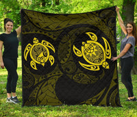 Hawaii Polynesian Turtle Premium Quilt Yellow Blue - Polynesian Pride