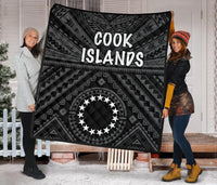 Cook Island Premium Quilt - Seal With Polynesian Tattoo Style ( Black) - Polynesian Pride
