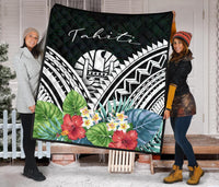 Tahiti Premium Quilt - Tahiti Coat of Arms & Polynesian Tropical Flowers White - Polynesian Pride