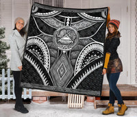 Polynesian Quilts - American Samoa Coat Of Arm With Poly Patterns - Polynesian Pride