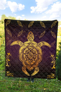 Turtle Golden Royal Premium Quilt - Polynesian Pride
