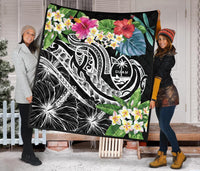 Guam Polynesian Premium Quilt - Summer Plumeria (Black) - Polynesian Pride