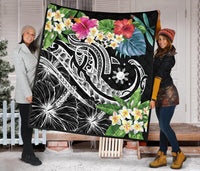 The Philippines Premium Quilt - Summer Plumeria (Black) - Polynesian Pride