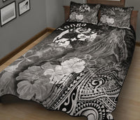 Tonga Quilt Bed Set - Humpback Whale with Tropical Flowers (White) - Polynesian Pride