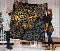 Tahiti Polynesian Premium Quilt - Gold Turtle HibiscusFlowing - Polynesian Pride