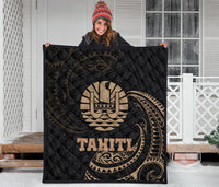 Tahiti Polynesian Premium Quilt - Gold Tribal Wave - Polynesian Pride