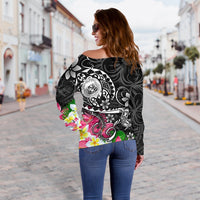Hawaii Polynesian Women's Off Shoulder Sweater - Hawaii Seal With Turtle Plumeria (Black) - Polynesian Pride