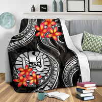 Tahiti Polynesian Premium Blanket - White Plumeria - Polynesian Pride