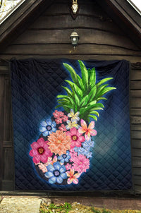 Pineapple Hibiscus Pattern Premium Quilt - Polynesian Pride