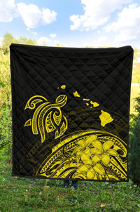 Hawaii Map Plumeria Polynesian Yellow Premium Quilt - Polynesian Pride