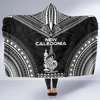New Caledonia Polynesian Chief Hooded Blanket - Black Version - Polynesian Pride