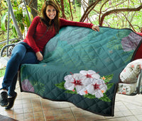 White Hibiscus Premium Quilt - Polynesian Pride