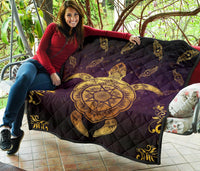 Turtle Golden Royal Premium Quilt - Polynesian Pride