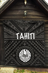 Tahiti Premium Quilt - Tahiti Seal In Polynesian Tattoo Style (Black) - Polynesian Pride