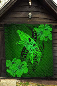 Hawaii Whale Swim Poly Green Premium Quilt - Polynesian Pride