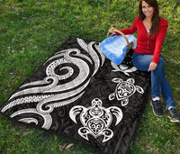 Pohnpei Premium Quilt - White Tentacle Turtle - Polynesian Pride