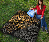 Tahiti Polynesian Premium Quilt - Gold Turtle HibiscusFlowing - Polynesian Pride