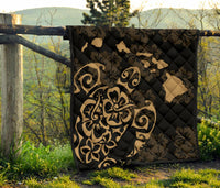 Turtle Hibiscus Map Gold Premium Quilt - Polynesian Pride