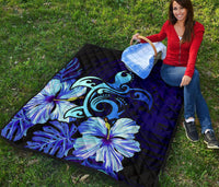 Hawaii Hibiscus Tropical Deep Ocean Turtle Sea Premium Quilt - Polynesian Pride