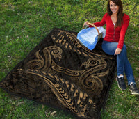 Aotearoa Premium Quilt Gold Maori Manaia With Silver Fern - Polynesian Pride