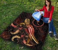 Chuuk Polynesian Premium Quilt - Turtle With Blooming Hibiscus Gold - Polynesian Pride