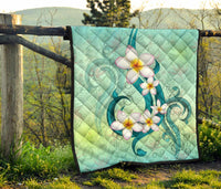 Hawaii Plumeria Premium Quilt - Polynesian Pride