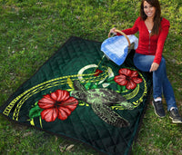 Vanuatu Polynesian Premium Quilt - Green Turtle Hibiscus - Polynesian Pride