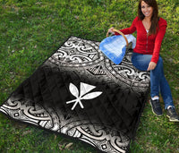 Hawaii Premium Quilt - White Kanaka Maoli Polynesian Tattoo & Black Frog - Polynesian Pride