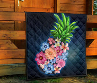 Pineapple Hibiscus Pattern Premium Quilt - Polynesian Pride