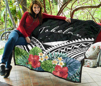 Tokelau Premium Quilt - Tokelau Coat of Arms & Polynesian Tropical Flowers White - Polynesian Pride
