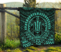 Hawaiian Kakau Honu Arc Turquoise Polynesian Premium Quilt - Polynesian Pride