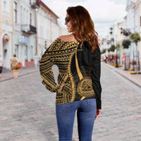 American Samoa Custom Personalised Women's Off Shoulder Sweater - Gold Polynesian Tentacle Tribal Pattern - Polynesian Pride