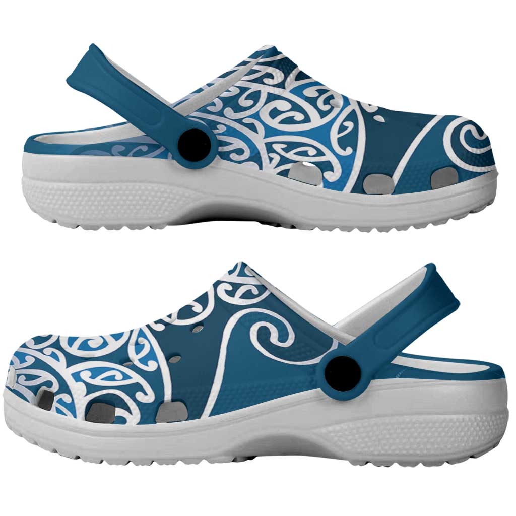 Aotearoa Maori Koru Curves Clogs Shoes Silver Ferns - Navy Blue LT7 - Polynesian Pride