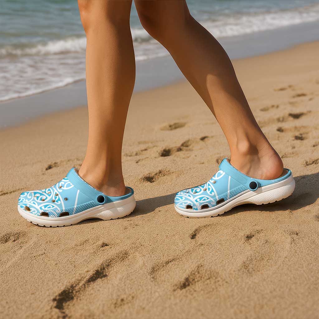 Aotearoa Maori Koru Curves Clogs Shoes Silver Ferns - Turquoise LT7 - Polynesian Pride