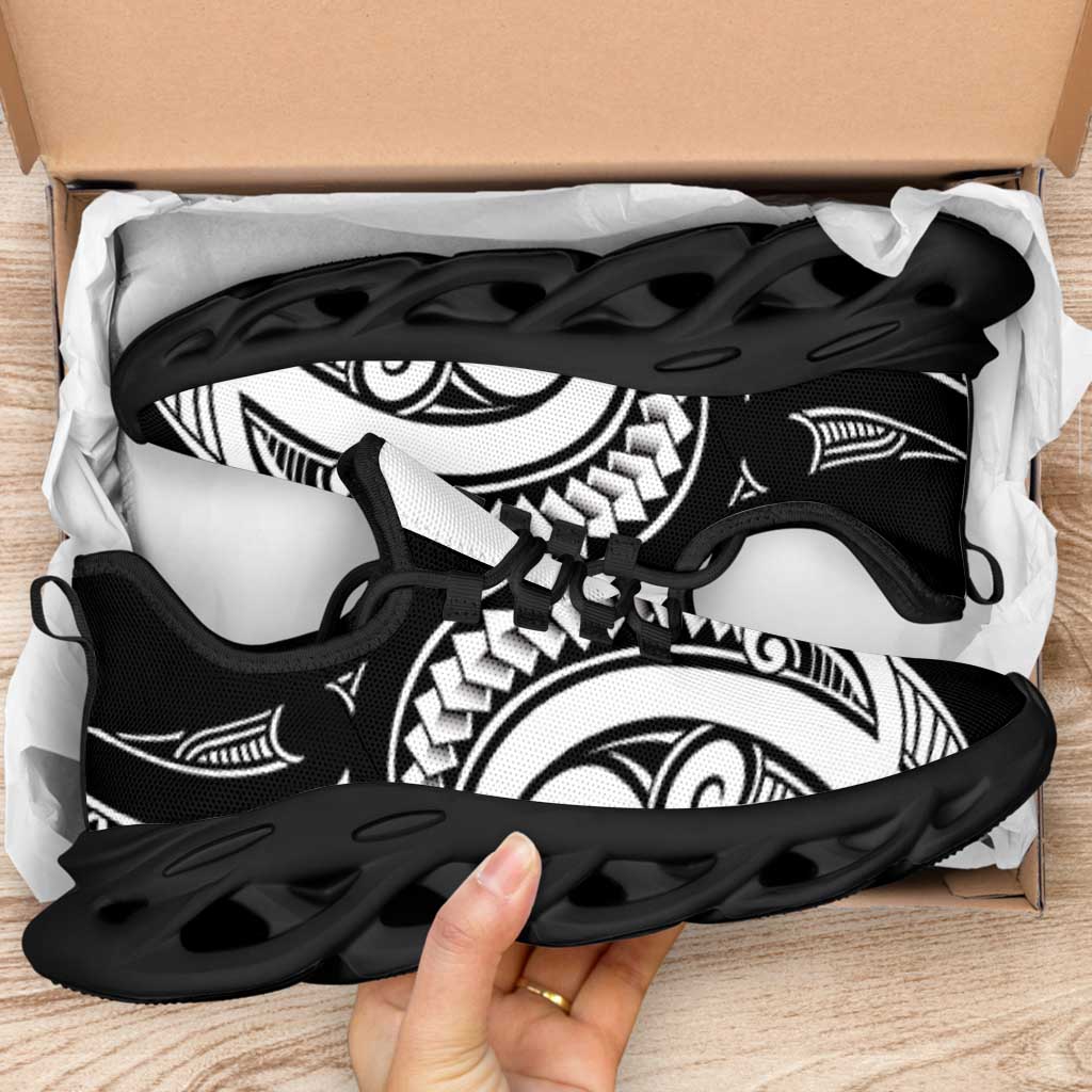 Black White New Zealand Puhoro Ta Moko Clunky Sneakers LT14 - Polynesian Pride