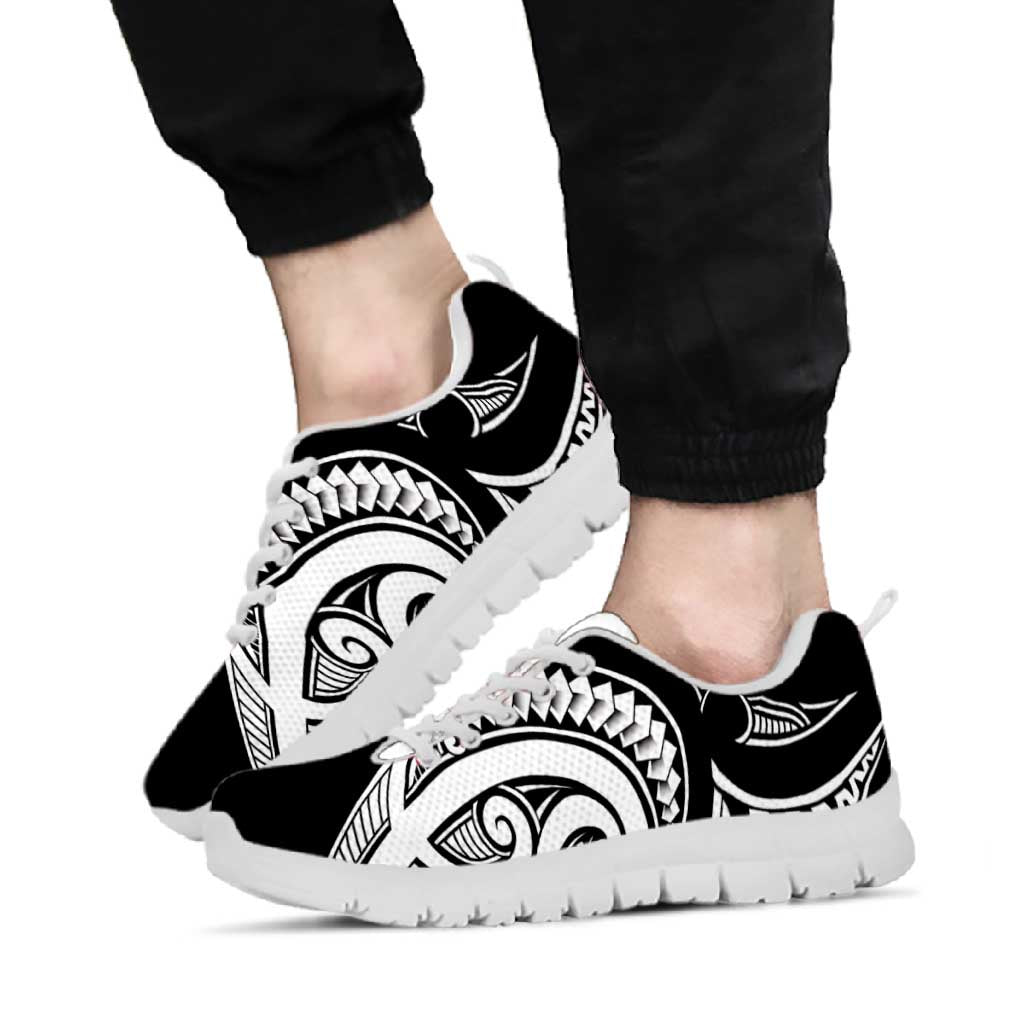 Black White New Zealand Puhoro Ta Moko Sneakers LT14 - Polynesian Pride
