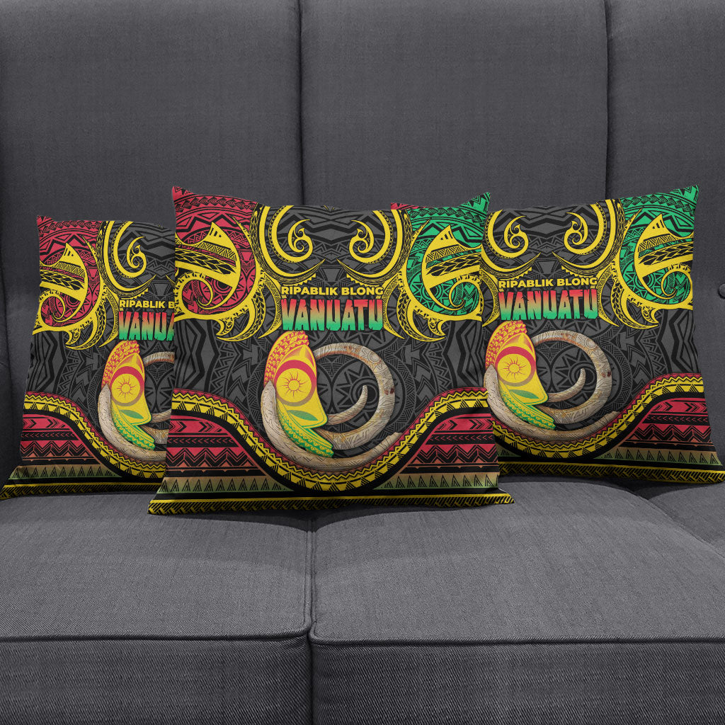Vanuatu Language Week Pillow Cover Boar Tusk Warrior Tribal Floral Pattern