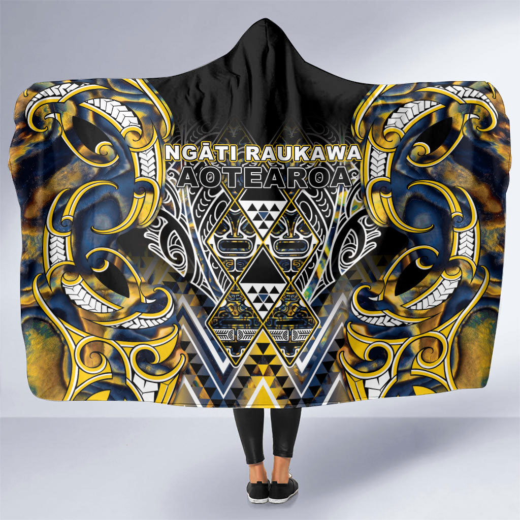 Aotearoa Ngati Raukawa Hooded Blanket Maori Tribal Yellow And Navy Paua Shell Pattern DT05 One Size Yellow - Polynesian Pride