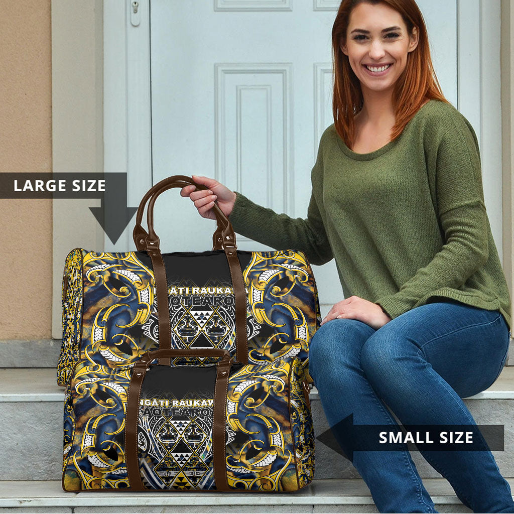 Aotearoa Ngati Raukawa Travel Bag Maori Tribal Yellow And Navy Paua Shell Pattern DT05 - Polynesian Pride