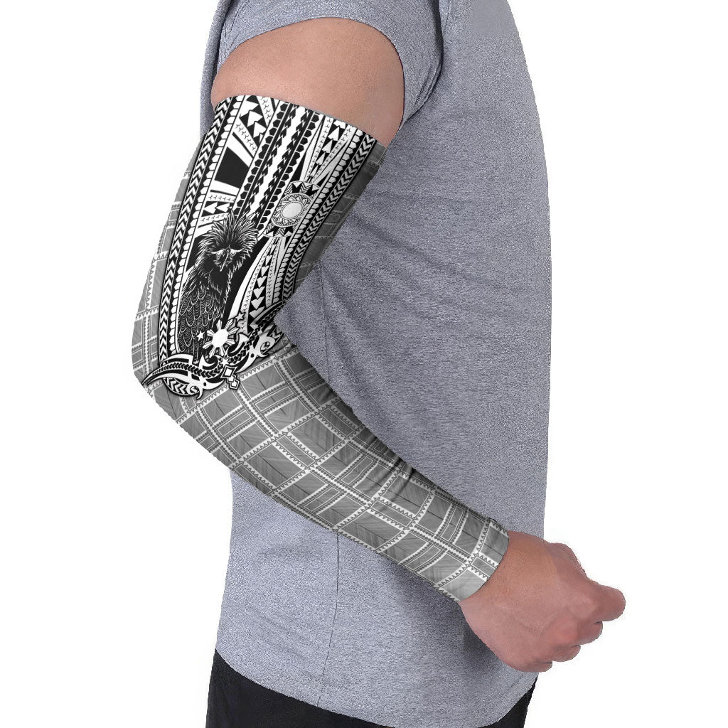 Mabuhay Philippines Festival Arm Sleeves Philippine Eagle Sun Three Stars Barong Pattern DT05 - Polynesian Pride