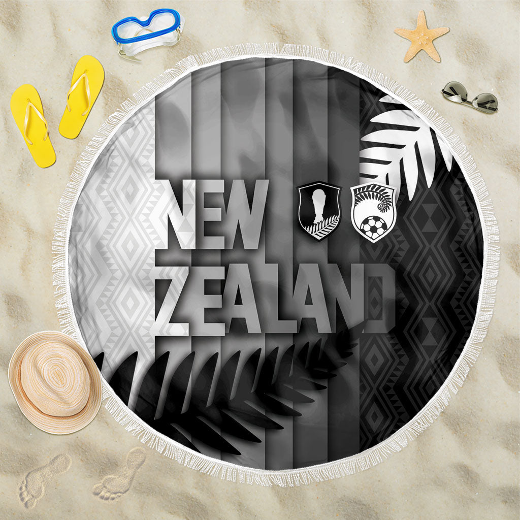 New Zealand Football Beach Blanket Silver Fern Maori Pattern Monochrome DT05 One Size 150cm White - Polynesian Pride