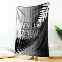 New Zealand Football Blanket Silver Fern Maori Pattern Monochrome DT05 - Polynesian Pride