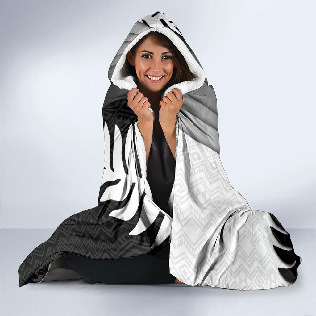 New Zealand Football Hooded Blanket Silver Fern Maori Pattern Monochrome DT05 - Polynesian Pride